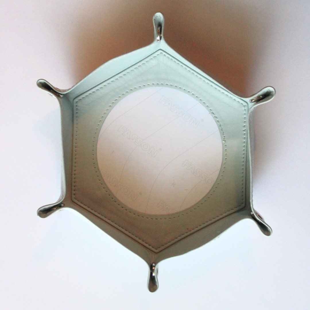Self-Finishing Blue Hexagon Snap Tray