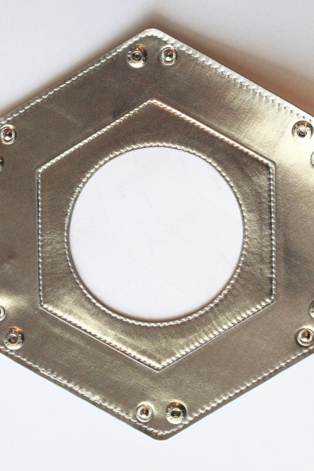 Self-Finishing Silver Hexagon Snap Tray