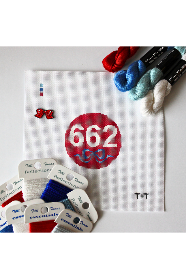 662 Ornament (Ole Miss Colors)