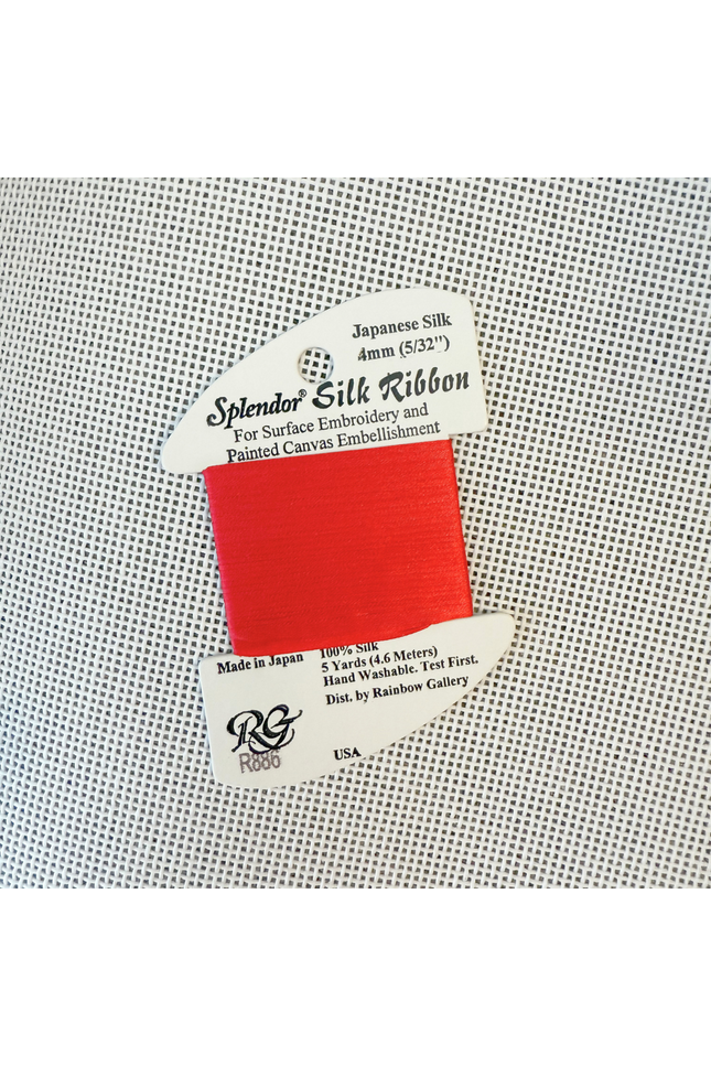 R886 - Splendor Silk Ribbon 4mm